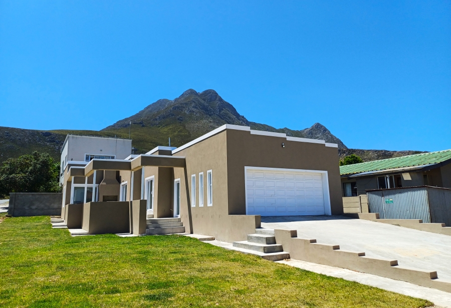 3 Bedroom Property for Sale in Palmiet Western Cape